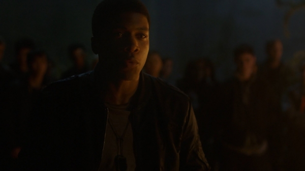 The 100 Season One Episode One Pilot Captures-1013
