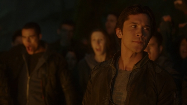 The 100 Season One Episode One Pilot Captures-1001
