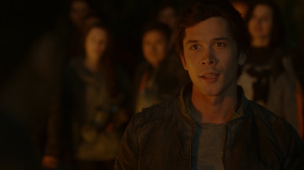 The 100 Season One Episode One Pilot Captures-937
