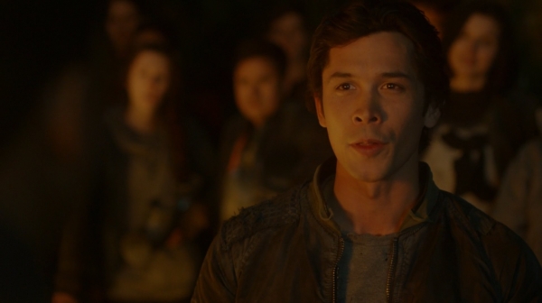 The 100 Season One Episode One Pilot Captures-930
