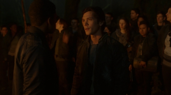 The 100 Season One Episode One Pilot Captures-927
