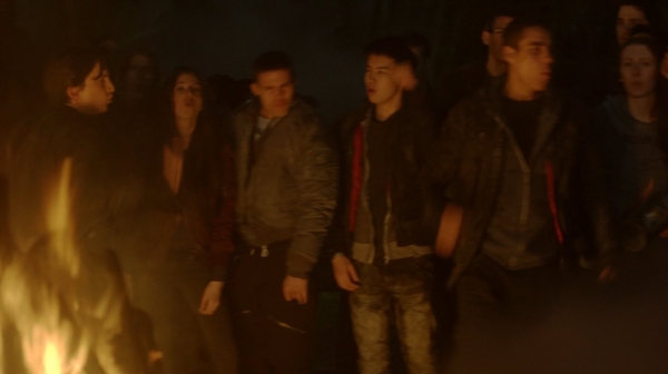 The 100 Season One Episode One Pilot Captures-917
