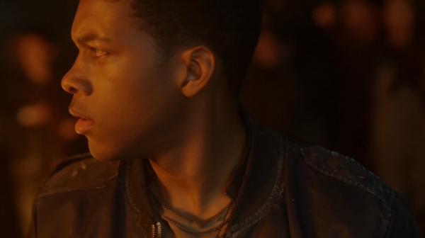 The 100 Season One Episode One Pilot Captures-913
