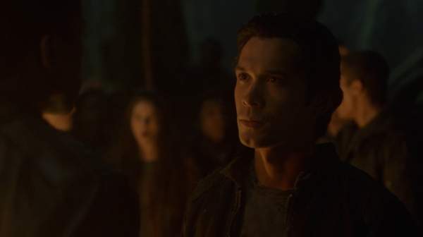 The 100 Season One Episode One Pilot Captures-902
