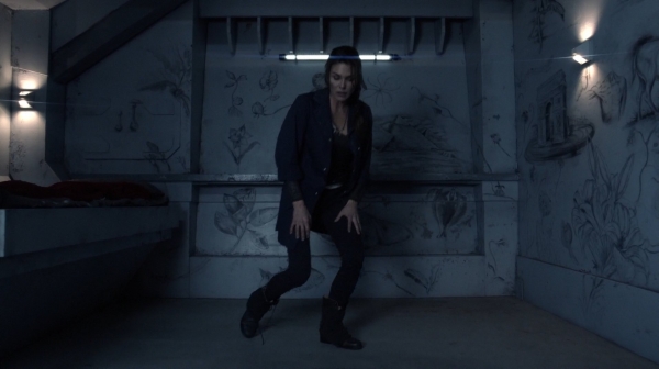 The 100 Season One Episode One Pilot Captures-716
