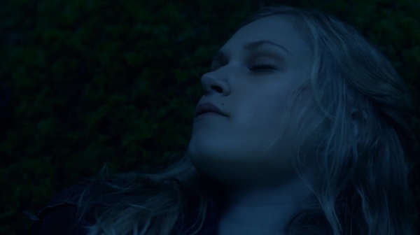 The 100 Season One Episode One Pilot Captures-701
