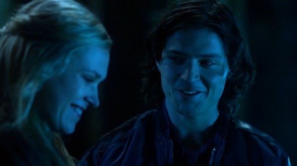 The 100 Season One Episode One Pilot Captures-598
