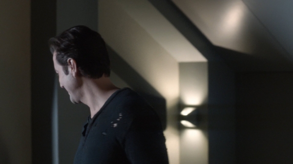 The 100 Season One Episode One Pilot Captures-513
