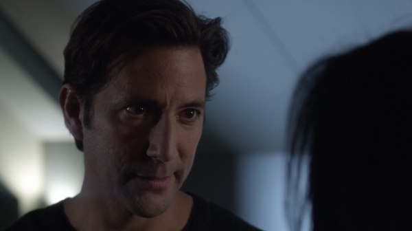 The 100 Season One Episode One Pilot Captures-488

