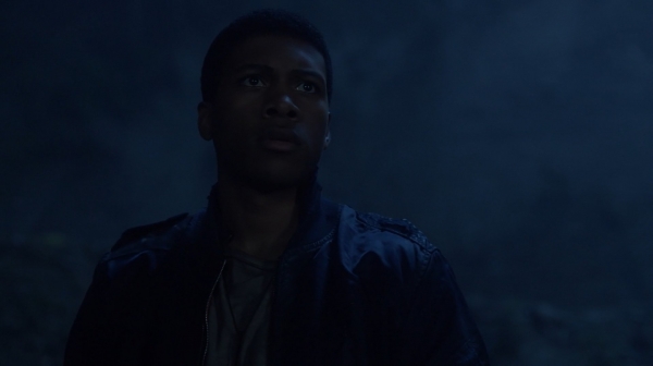 The 100 Season One Episode One Pilot Captures-442

