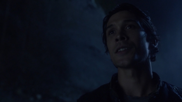 The 100 Season One Episode One Pilot Captures-417
