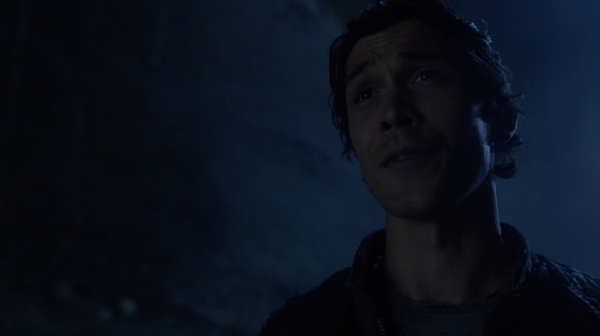 The 100 Season One Episode One Pilot Captures-402
