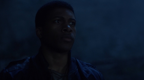 The 100 Season One Episode One Pilot Captures-400

