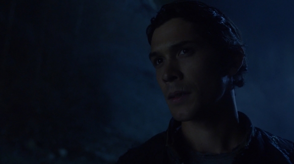 The 100 Season One Episode One Pilot Captures-369
