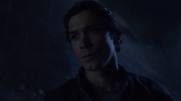 The 100 Season One Episode One Pilot Captures-361
