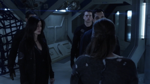 The 100 Season One Episode One Pilot Captures-320
