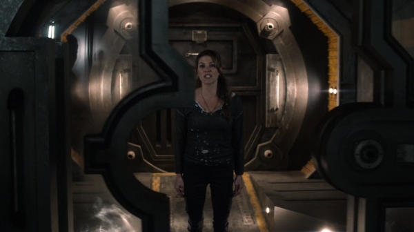 The 100 Season One Episode One Pilot Captures-252
