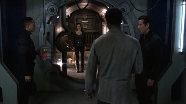 The 100 Season One Episode One Pilot Captures-211
