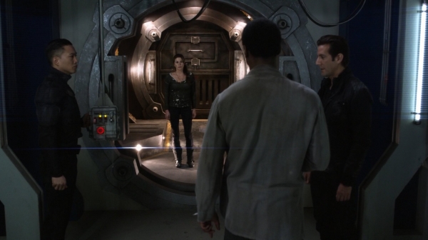 The 100 Season One Episode One Pilot Captures-209
