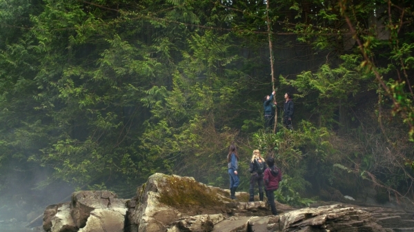 The 100 Season One Episode One Pilot Captures-178
