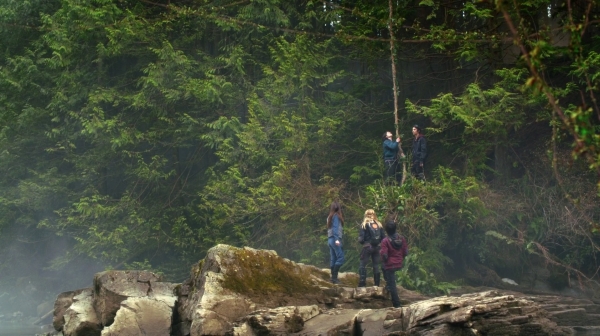 The 100 Season One Episode One Pilot Captures-177
