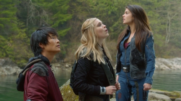 The 100 Season One Episode One Pilot Captures-175
