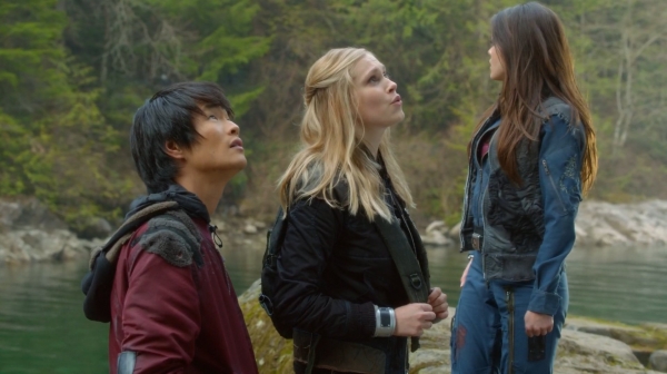 The 100 Season One Episode One Pilot Captures-173
