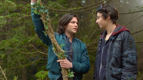 The 100 Season One Episode One Pilot Captures-162
