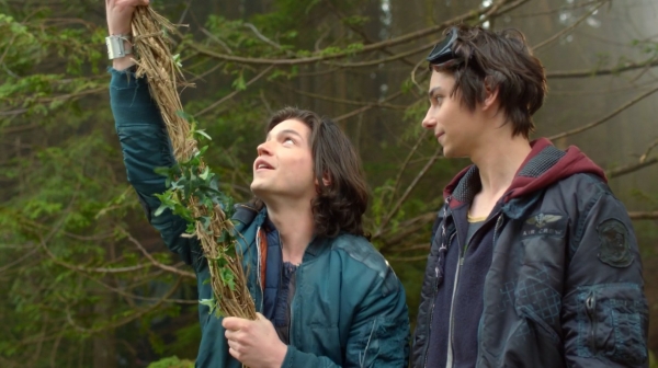 The 100 Season One Episode One Pilot Captures-157

