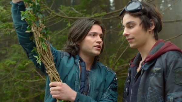 The 100 Season One Episode One Pilot Captures-152
