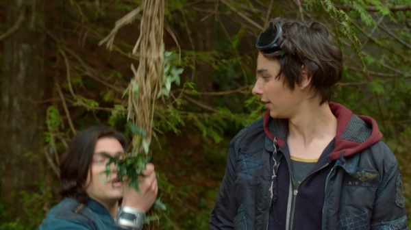 The 100 Season One Episode One Pilot Captures-149
