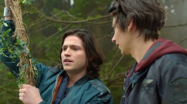 The 100 Season One Episode One Pilot Captures-146
