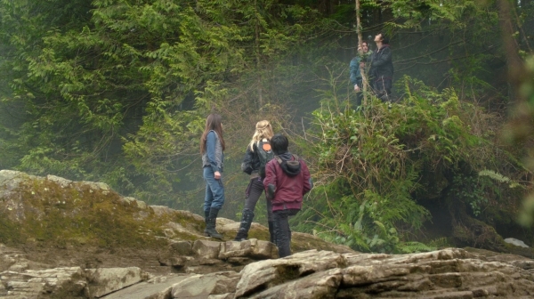 The 100 Season One Episode One Pilot Captures-131
