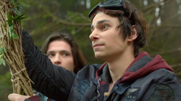 The 100 Season One Episode One Pilot Captures-125
