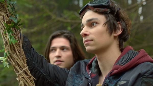 The 100 Season One Episode One Pilot Captures-122
