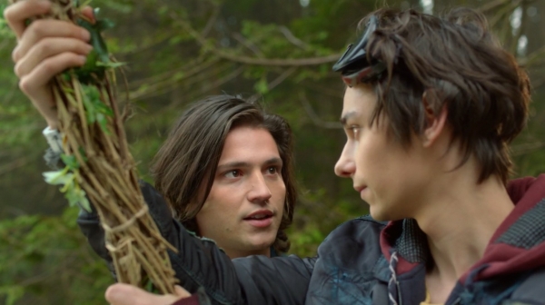The 100 Season One Episode One Pilot Captures-115
