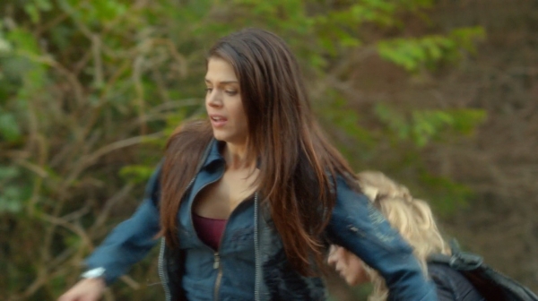 The 100 Season One Episode One Pilot Captures-90
