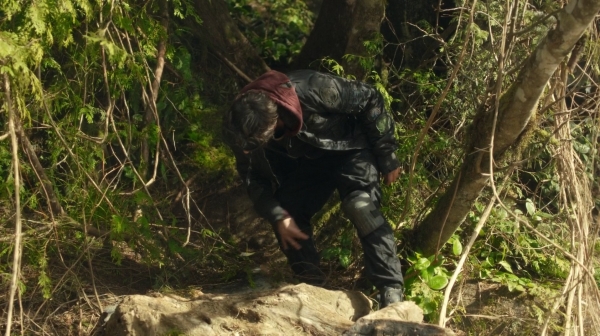 The 100 Season One Episode One Pilot Captures-46
