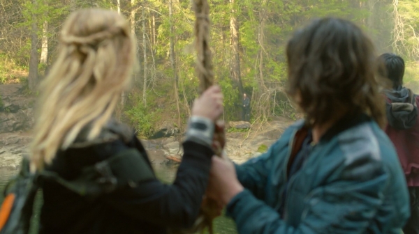 The 100 Season One Episode One Pilot Captures-37
