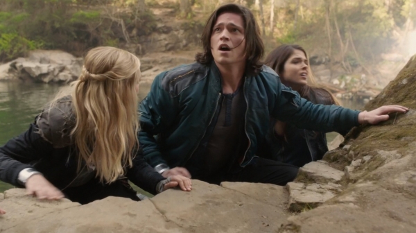 The 100 Season One Episode One Pilot Captures-13
