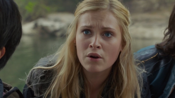 The 100 Season One Episode One Pilot Captures-3
