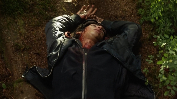 The 100 Season One Episode Two Earth Skills Captures-2756
