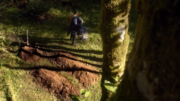 The 100 Season One Episode Two Earth Skills Captures-2608

