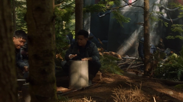 The 100 Season One Episode Two Earth Skills Captures-2560
