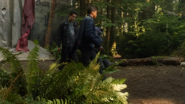 The 100 Season One Episode Two Earth Skills Captures-2554
