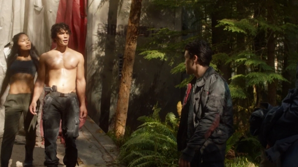 The 100 Season One Episode Two Earth Skills Captures-2543
