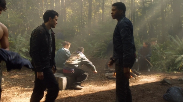 The 100 Season One Episode Two Earth Skills Captures-2518

