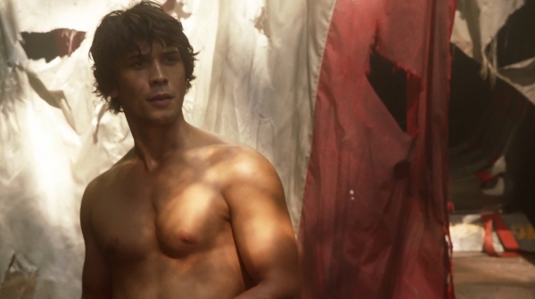 The 100 Season One Episode Two Earth Skills Captures-2513
