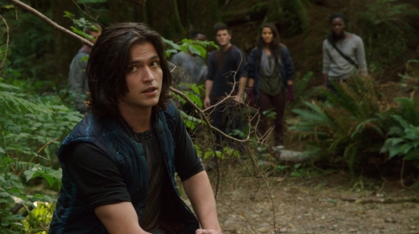 The 100 Season One Episode Two Earth Skills Captures-2413
