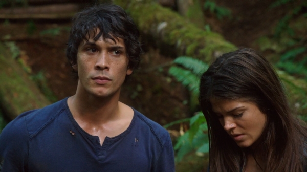 The 100 Season One Episode Two Earth Skills Captures-2336
